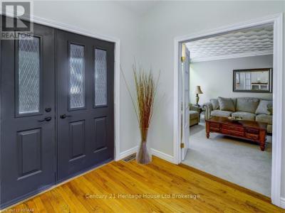 10 BLACKFOOT PLACE, Woodstock (woodstock - North), Ontario N4T 1E2, Canada