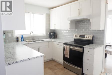 107 EMPIRE PLACE, Assiniboia, 薩斯喀徹爾省 S0H 0B0, 加拿大