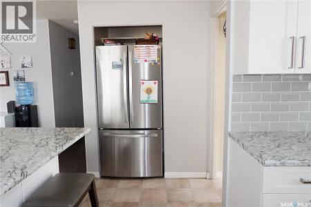 107 EMPIRE PLACE, Assiniboia, 薩斯喀徹爾省 S0H 0B0, 加拿大