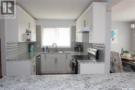 107 EMPIRE PLACE, Assiniboia, 薩斯喀徹爾省 S0H 0B0, 加拿大
