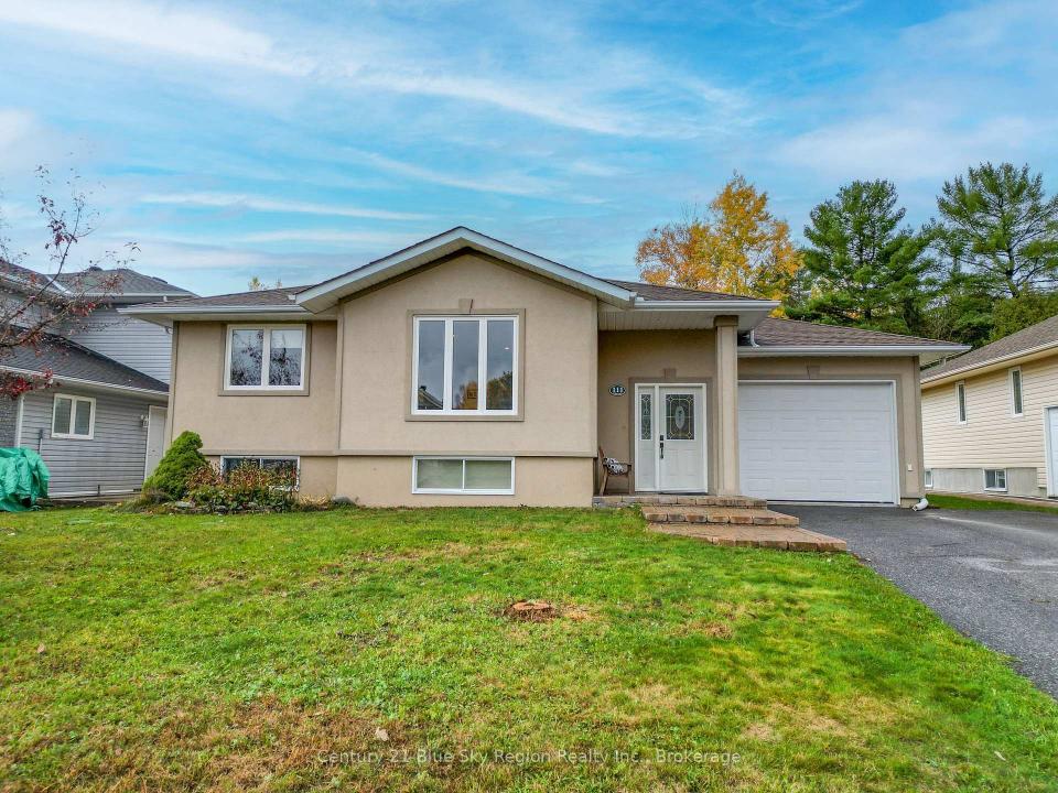 111 KILBY LANE, Callander, Ontario P0H 1H0, Canadá