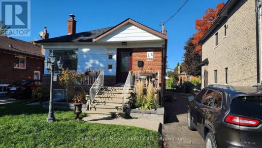 14 DEWEY DRIVE, Toronto (wexford-maryvale), Ontario M1R 3K4, Canada