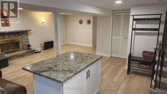 14 DEWEY DRIVE, Toronto (wexford-maryvale), Ontario M1R 3K4, Canada