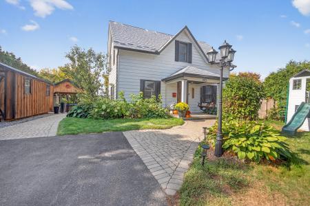 103 QUEEN CHARLOTTE STREET, Ottawa, オンタリオ K0A 2Z0, カナダ