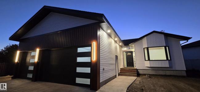 5706 43A STREET, Vegreville, Alberta T9C 1V8, Canada