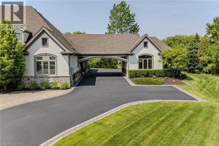 29 WALLACE COURT, Brantford, Ontario N3T 5L7, Canadá