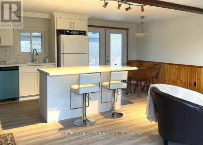 292 SALMON POINT ROAD, Prince Edward County (athol Ward), Ontario K0K 1P0, Canada