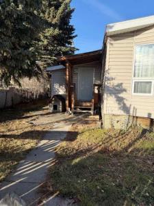 52 RIVERSIDE TRAILER COURT, Whitecourt, 阿爾伯塔 T7S 1G6, 加拿大