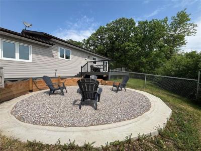 77 PLEASANT VIEW DRIVE, Pelican Lake, Manitoba R0K 1G0, Canada