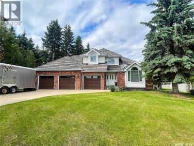 2 EVERGREEN ESTATES DRIVE, Meadow Lake, Saskatchewan S9X 1G3, Canada