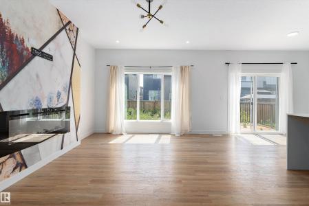 5747 KOOTOOK WAY SW, Edmonton, Alberta T6W 4A5, Canadá