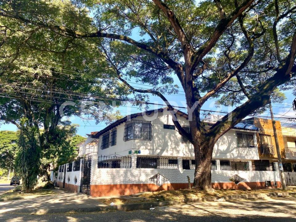 calle 47 Norte Av 5 N, Cali, Valle Del Cauca 00001, Colombia