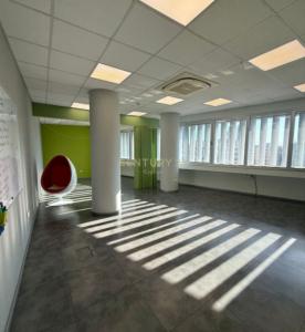 Mesa Geitonia, Chipre