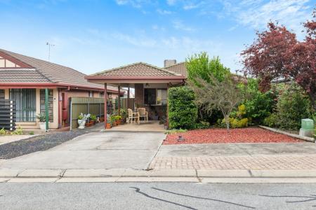 23 Champagne Crescent, Woodcroft, SA 5162, Austrália