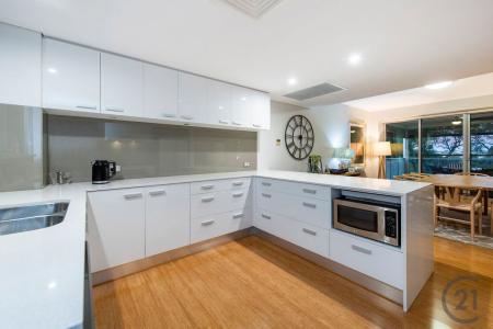 1/30 Sirrocco Drive, Erskine, WA 6210, Австралия