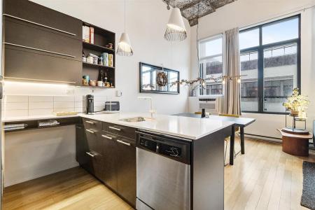 765  Rue Bourget, Montréal (Le Sud-Ouest), ケベック H4C 0A5, カナダ