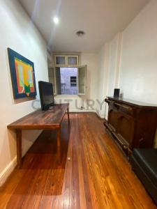 Bernardo de irigoyen 88, San Nicolás, Capital Federal 1424, Argentina