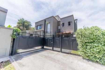 San Juan 2038, San Miguel, GBA Norte 1661, Argentinien