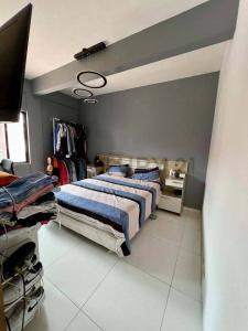 Urbanización Las Palmitas, Calle Jazmines – 6to Anillo Santos Dumond 238, Sur, Santa Cruz 0000, Bolivia