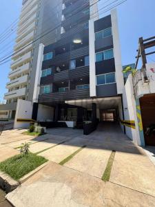 Edificico V58 Av. Irala entre calles Independencia y Velarde , Norte, Santa Cruz 00001, בוליביה