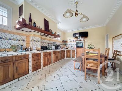 Montfermeil, Île-de-France 93370, Pháp