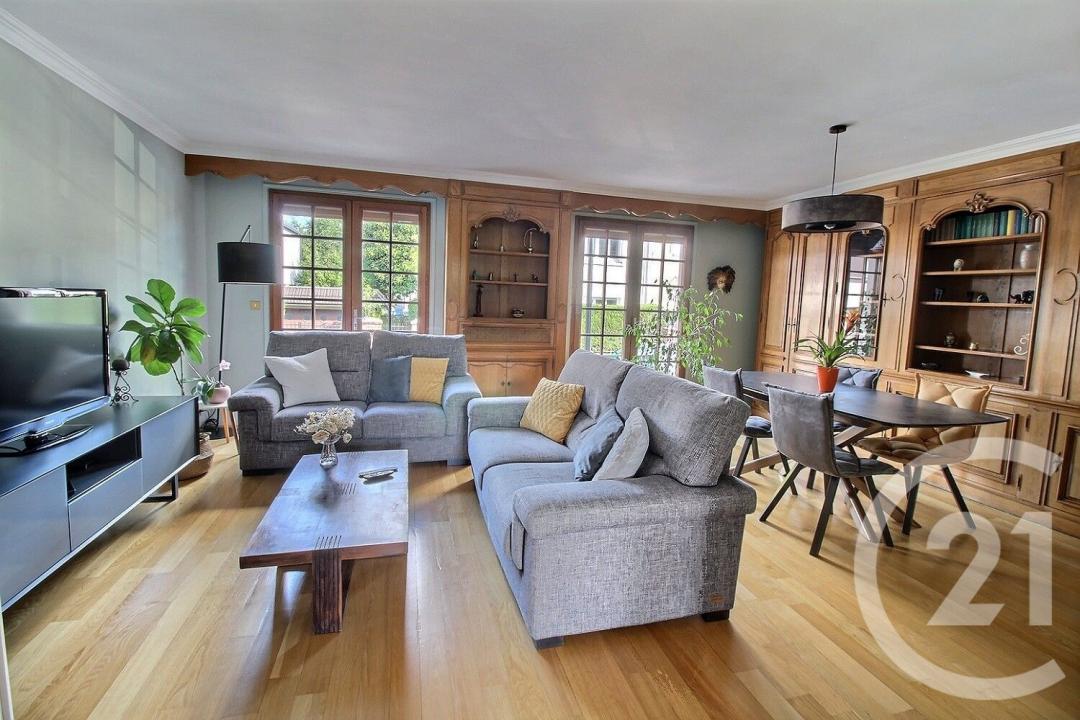 Joinville Le Pont, Isla De Francia 94340, Francia