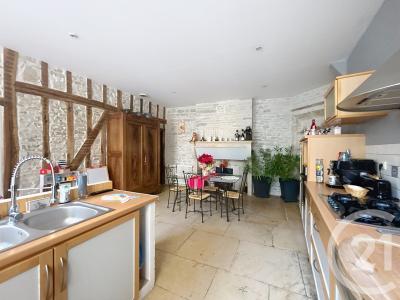 Bar Sur Aube, Champaña-Ardenas 10200, Francia