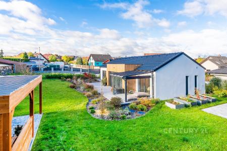 Zlatá, Praha-východ 25083, 체코