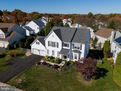72 Overlook Cir, Garnet Valley, Pennsylvania 19060, Estados Unidos