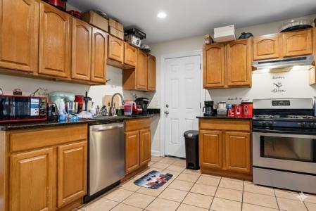 27 Havelock Street, Boston, Massachusetts 02124