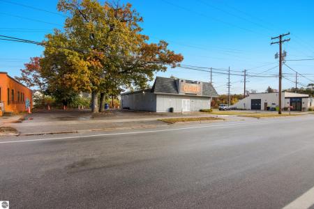 1025 Hannah, Traverse City, Michigan 49686, États-Unis