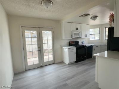 5785 White Cap Street, Las Vegas, Nevada 89110