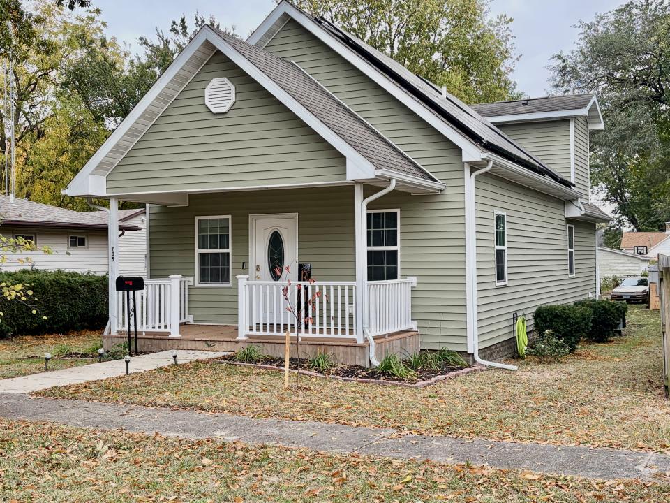 705 Marion Avenue, Mattoon, Illinois 61938