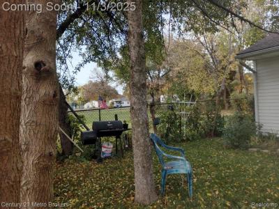 1414 Earlmoor Blvd, Flint, Michigan 48506