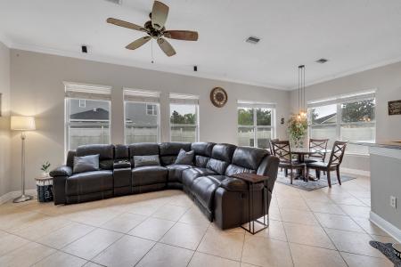 7800 Stoney Hill Dr, Wesley Chapel, フロリダ 33545, アメリカ合衆国