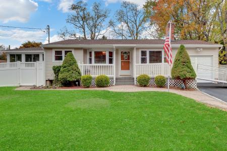 42 S Mallard Avenue Unit #A, Selden, NY 11784, USA