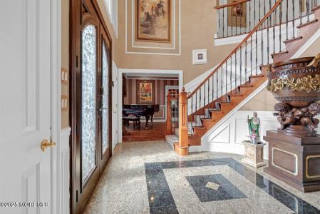 176 Oakland Mills Road, Manalapan, New Jersey 07726, USA