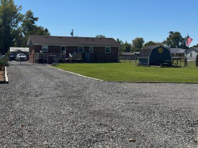 102 Clara Drive, Richmond, Kentucky 40475, USA