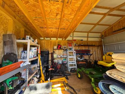 102 Clara Drive, Richmond, 肯塔基州 40475, 美国