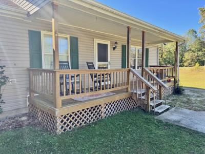 195 Walnut Road, Lily, Kentucky 40701, USA