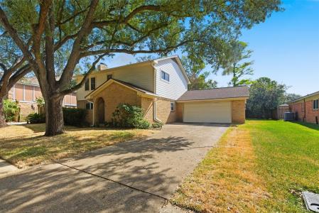 2219 Woodland Springs Street, Houston, Texas 77077, USA