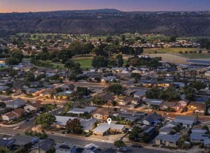 6818 Carthage St, San Diego, 加利福尼亚州 92120, 美国