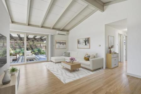 6818 Carthage St, San Diego, 加利福尼亚州 92120, 美国