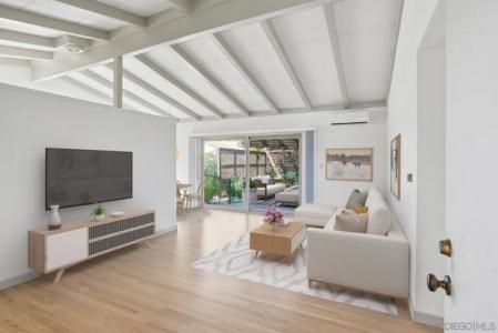 6818 Carthage St, San Diego, 加利福尼亚州 92120, 美国