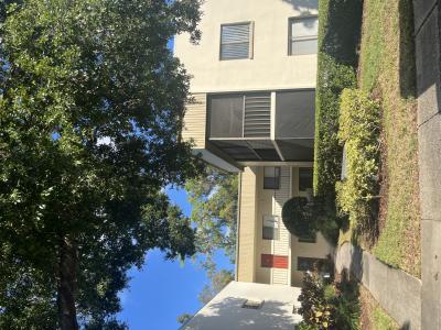 3300 Fox Chase Cir N #226, Tampa, Florida 34683, USA