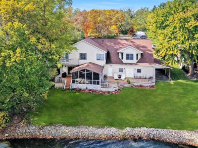 5012 W Lake Shore Drive, Wonder Lake, Illinois 60097, Estados Unidos