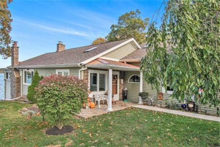 33766 Forest Beach Drive, Eau Claire, Michigan 49111, États-Unis