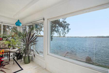 33766 Forest Beach Drive, Eau Claire, Michigan 49111, États-Unis