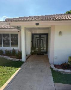 402 NW 107th Ave, Coral Springs, Florida 33071