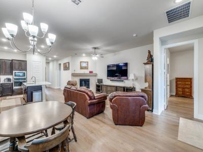 4805 Blackhawk Green Court, Arlington, Teksas 76005, Amerika Birleşik Devletleri